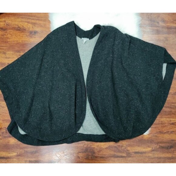 Bloomingdales Italian Wool Blend Poncho In Gray Black With Angora Silk - Picture 4 of 9